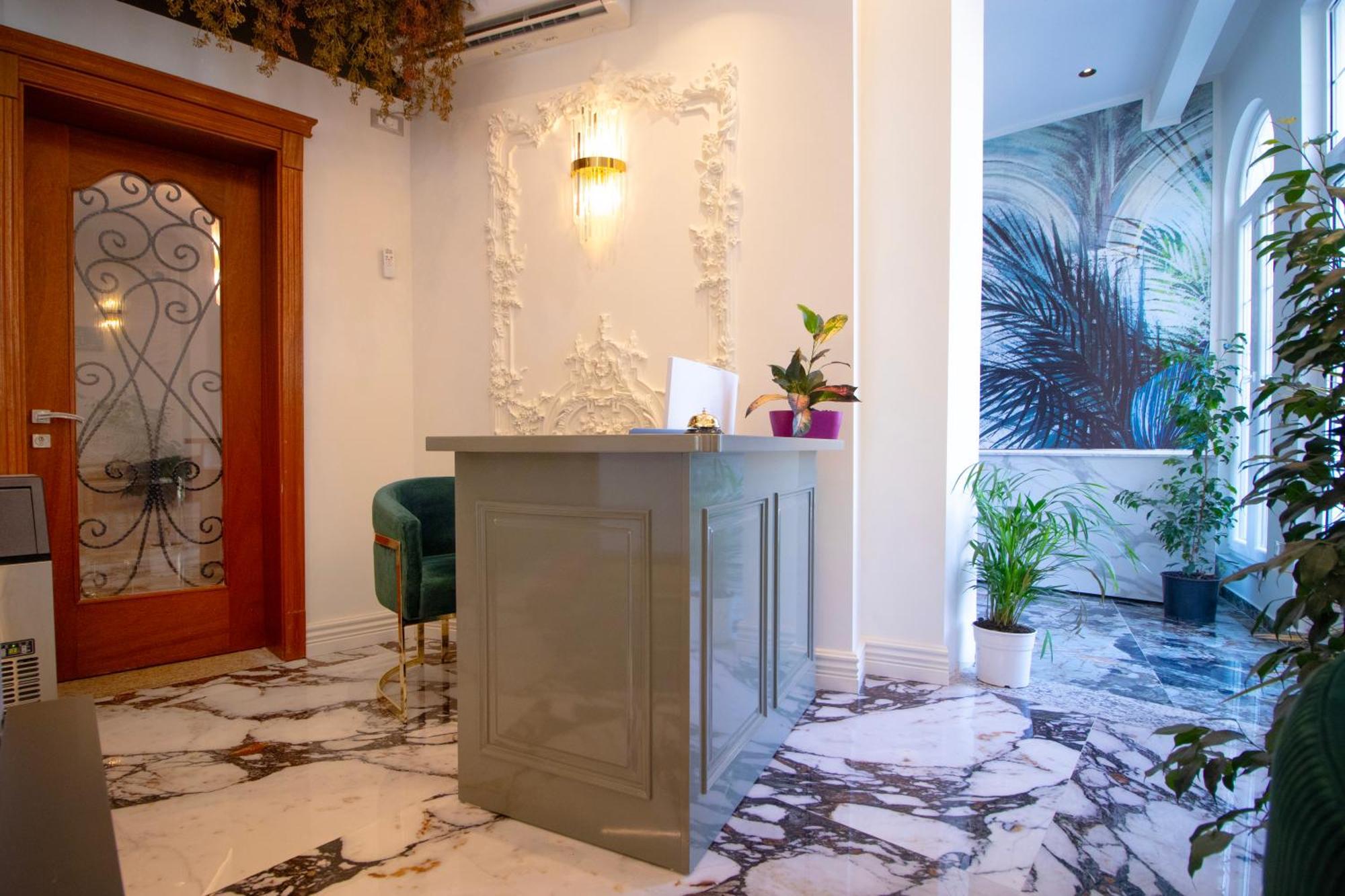 Hotel Ambasada Qta Patza-Kuqani Extérieur photo