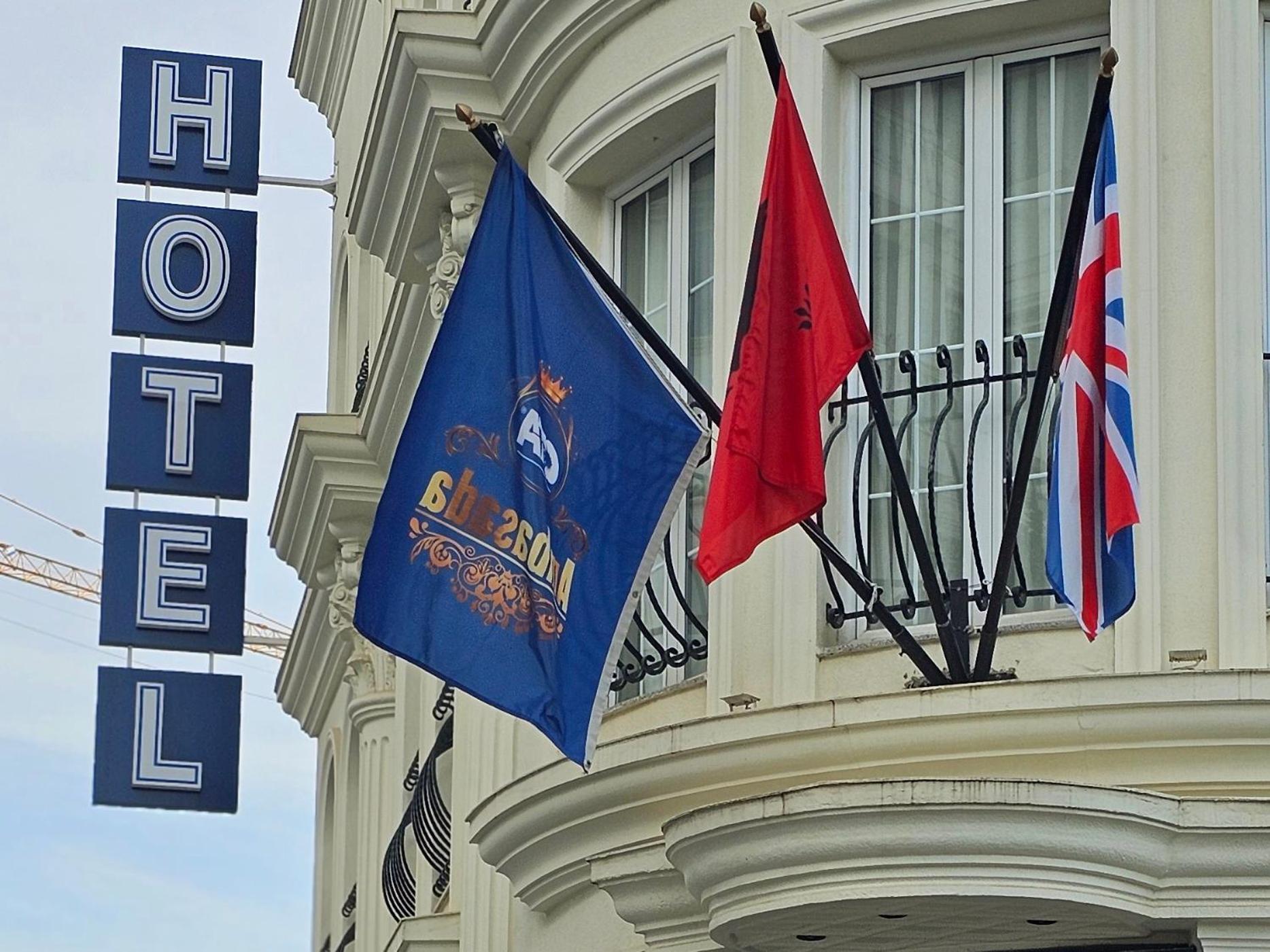 Hotel Ambasada Qta Patza-Kuqani Extérieur photo